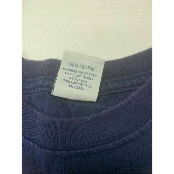 Vintage Minnesota Vikings T-shirt by Guess - Picture 3 of 6